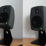 Стойка для мониторов Genelec 8010-320B настольная L-образная