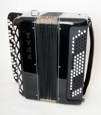 Баян "Тула-210" тульская гармонь бН-39