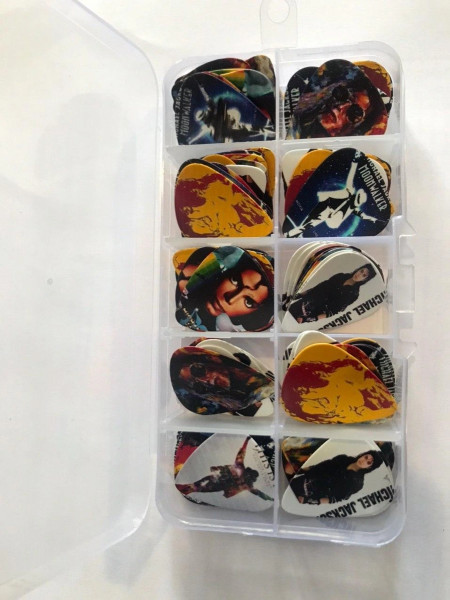 ROCKET MICHAEL JACKSON набор медиаторов 0,46 мм 100 шт. средняя жёсткость