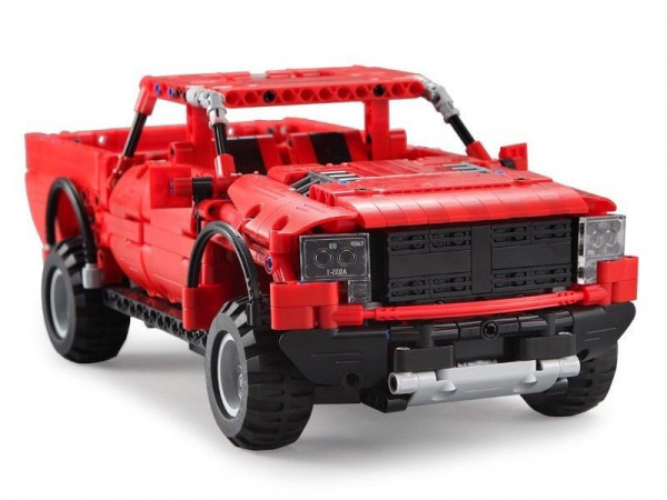 Радиоуправляемый конструктор CADA deTech красный пикап (549 деталей)